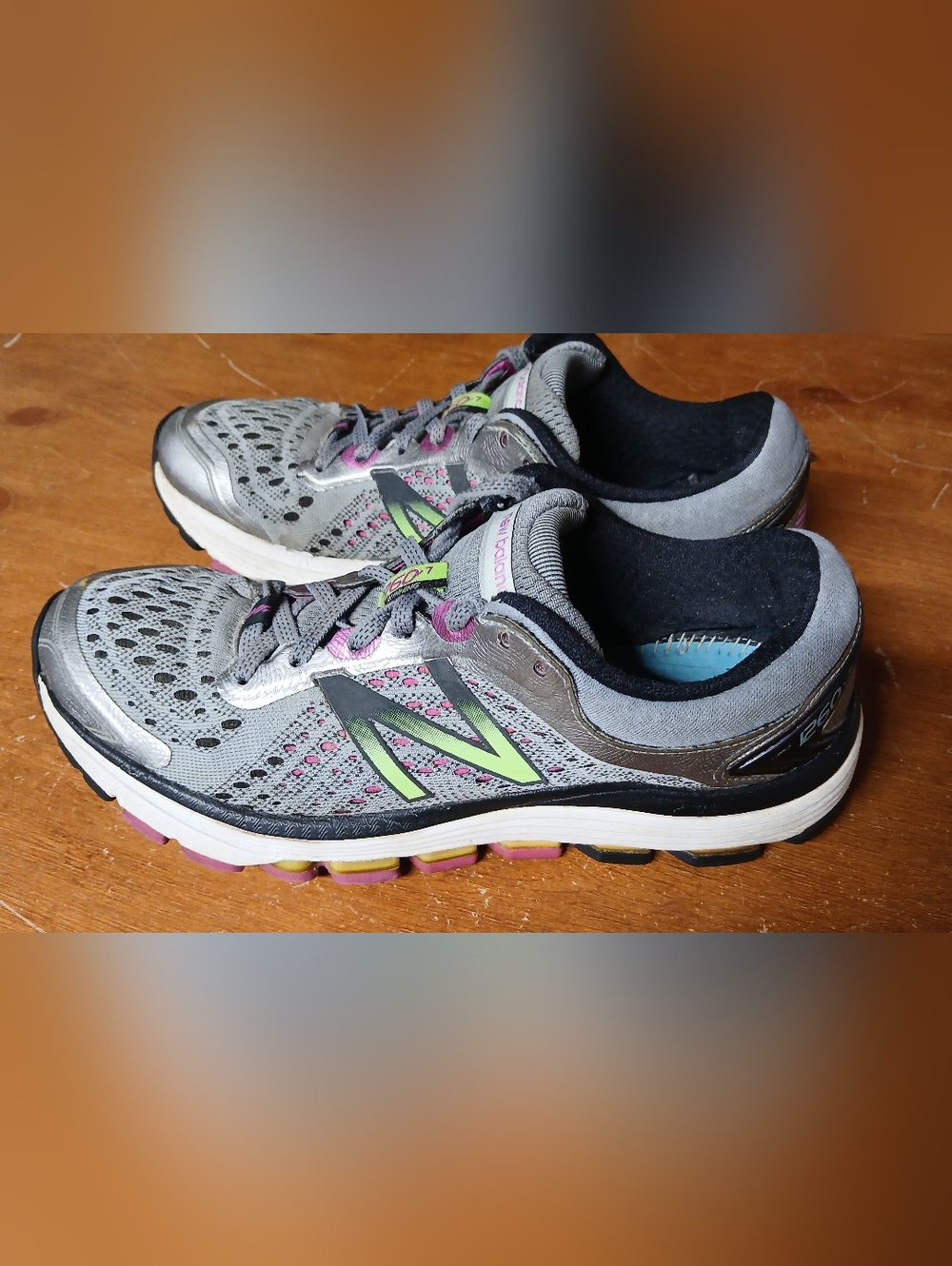 New Balance Women's Gray Running Shoes with Green Accents